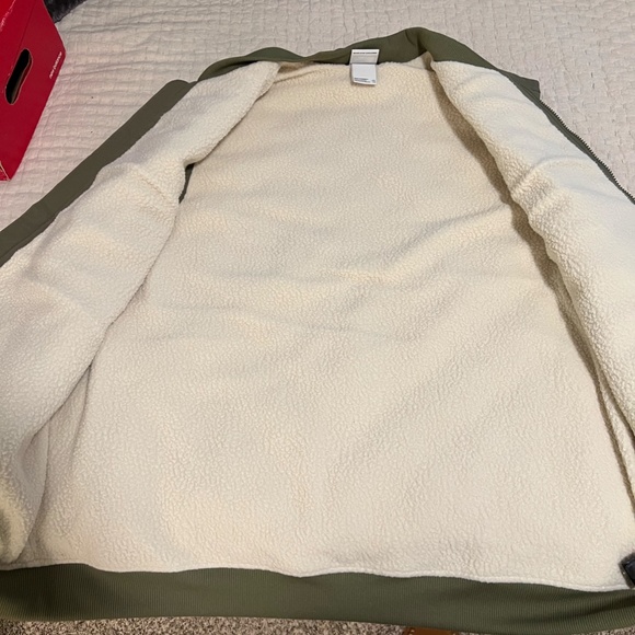 North Face Men's Cuchillo Insulated Vest - Picture 4 of 4